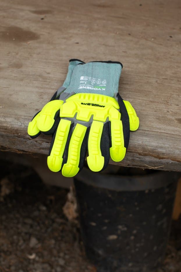 00-847 Kyorene® Pro Impact Gloves in use