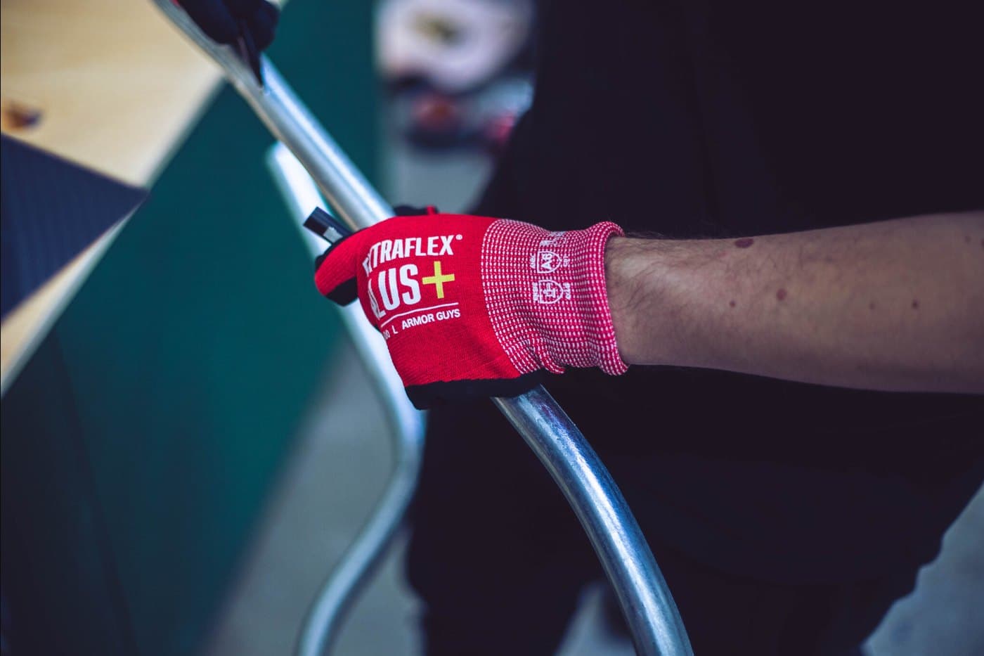 14-600 Extraflex® Plus Gloves in use