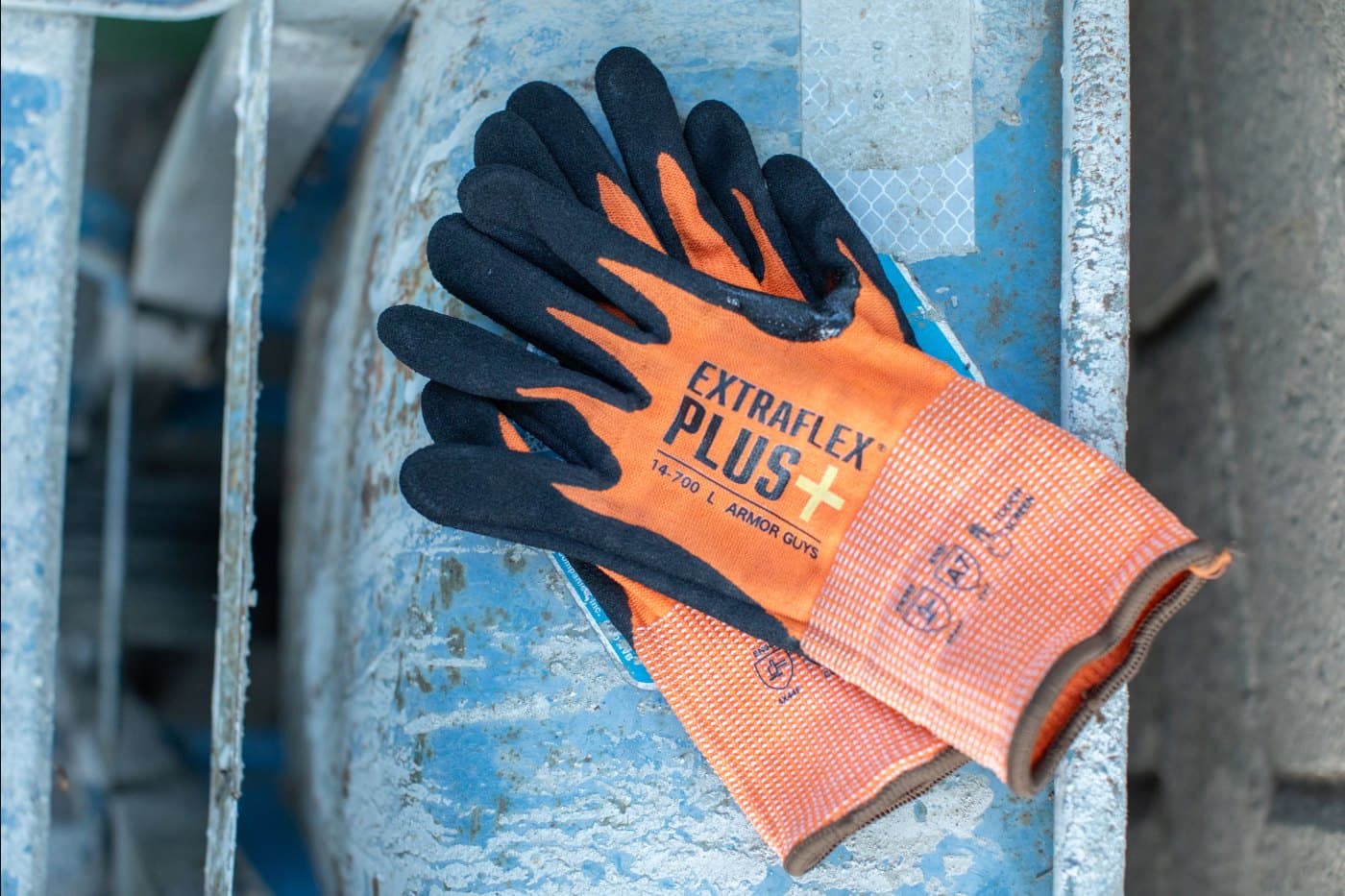 14-700 Extraflex® Plus Gloves in use